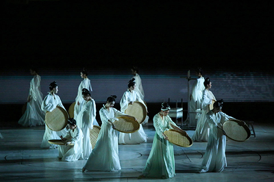 舞蹈詩劇《只此青綠》--舞繪《千里江山圖》西部首演